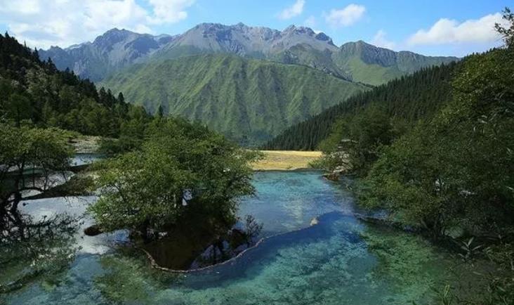  Huanglong Scenic Area