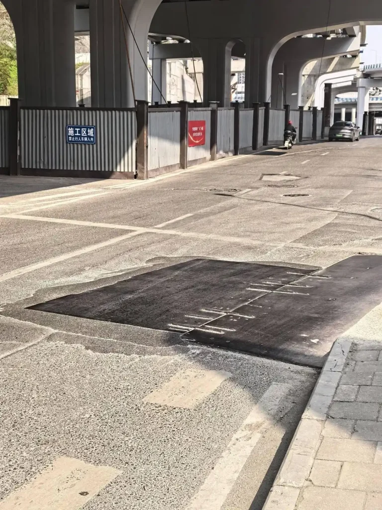 Australian Man: China’s Service Is Incredible